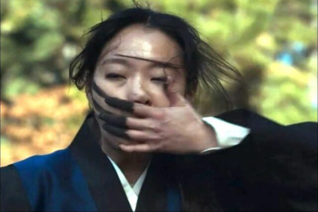 진짜 귀신 들릴까 걱정했다는 무당연기 선보인 김고은