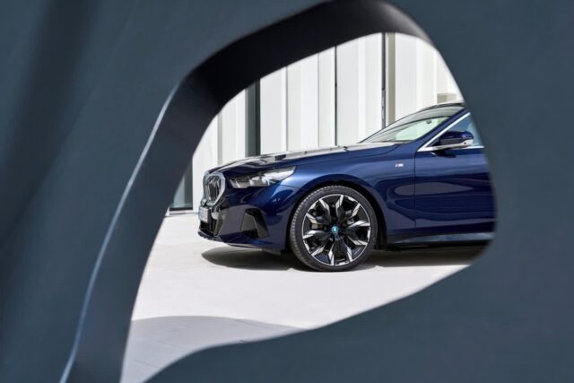 “오래도 걸렸네요…” BMW, 8년 만에 이룬 성과에 경쟁사 ‘화들짝’