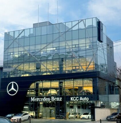 메르세데스-EQ 전용 전시 공간까지, KCC오토 영등포 전시장 새 모습