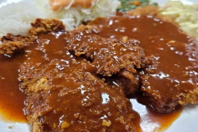 겉은 바삭, 속은 촉촉! 잘 튀겨진 돈까스 맛집 BEST5