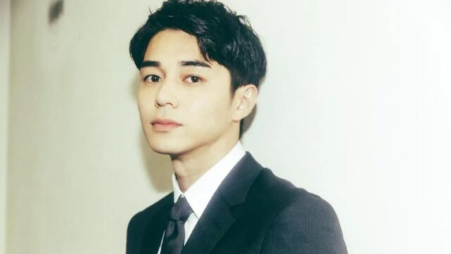 여배우 세명과 오두막에서 함께 산다는 희대의 불륜남