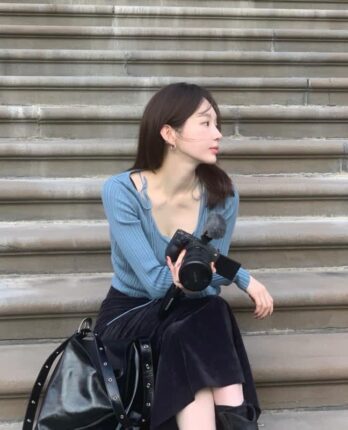 멜버른서 리즈찍은 강민경 여행룩 어디꺼?