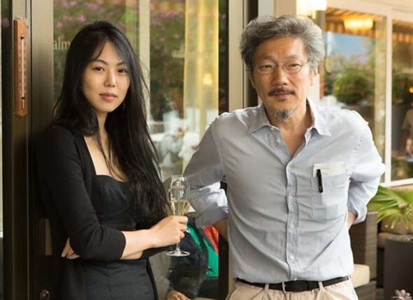 8년째 연애 중인 22살 차이 커플이 ‘깜짝’ 전한 근황