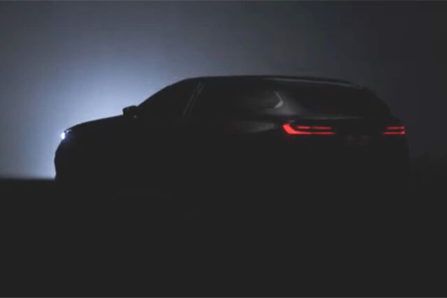 “숨막히는 BMW 5시리즈 실루엣” BMW i5 Touring 티저 공개
