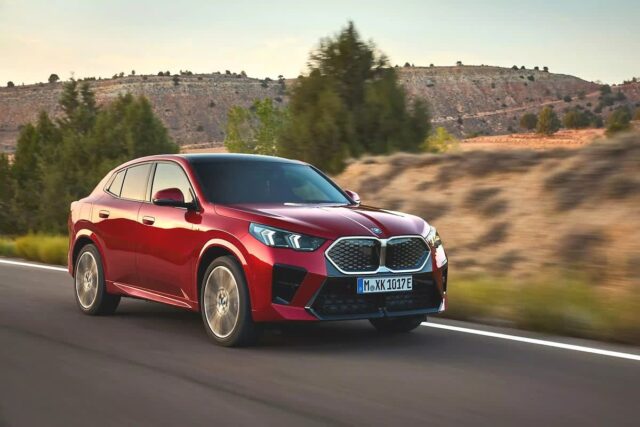 BMW iX2 eDrive20, 엔트리 레벨 모델로 iX2 라인업에 합류