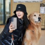 문정희, 반려견 ‘마누’와 사랑스러운 투 샷 공개