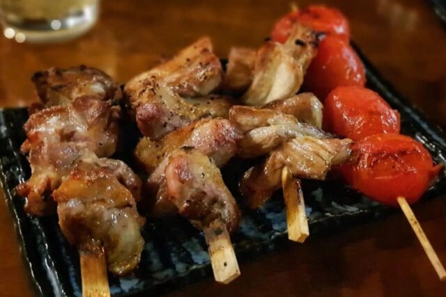 사람의 노고로 빚어내는 최고의 풍미, 야키토리 맛집 BEST5
