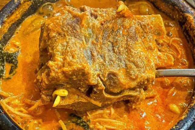 살코기 듬뿍 붙은 감자탕 맛집 BEST5