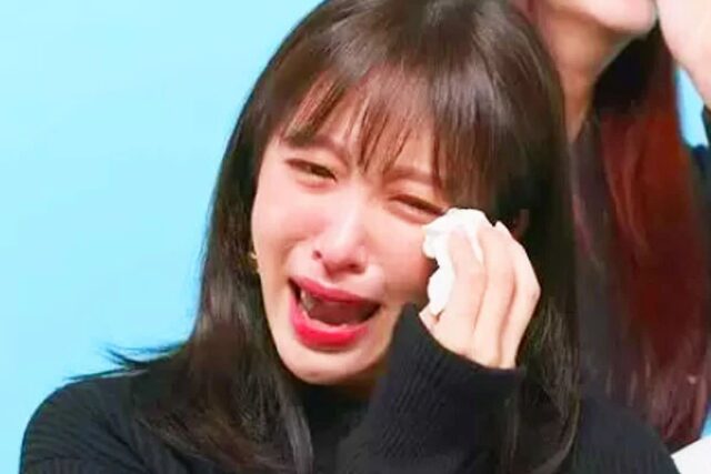 여자친구 우는데 흐뭇하게 바라보는 남자친구