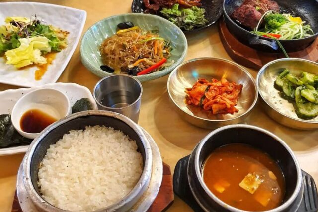 윤기가 자르르~ 김이 모락모락! 따끈한 쌀밥 맛집 BEST5