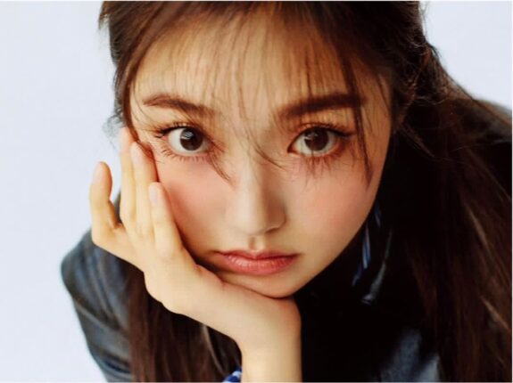 실물이 훨씬 예쁘고 귀엽다는 도토리 같은 배우
