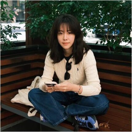 캐주얼한 한지민 여행룩 폴로랄프로렌 케이블 니트 가격은?