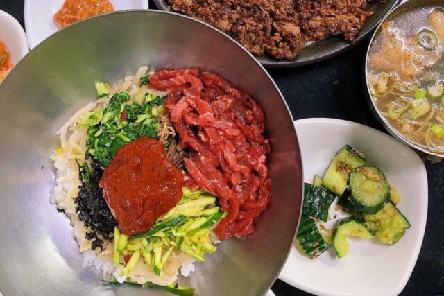 한국을 넘어 세계인의 입맛을 사로잡는 육회 맛집 BEST5