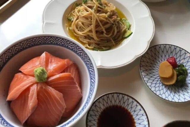 입안 가득 진항 풍미가 느껴지는 연어 맛집 5곳