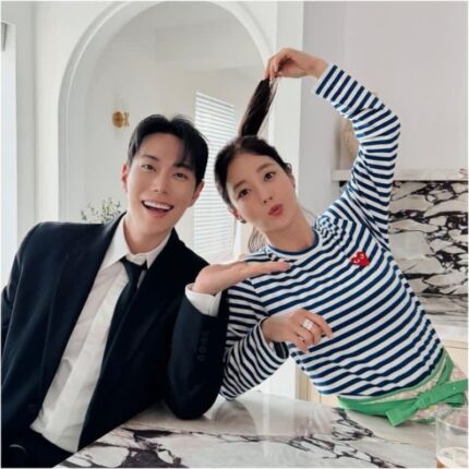 기은세 데일리룩 꼼데가르송 스트라이프 티셔츠 가격은?