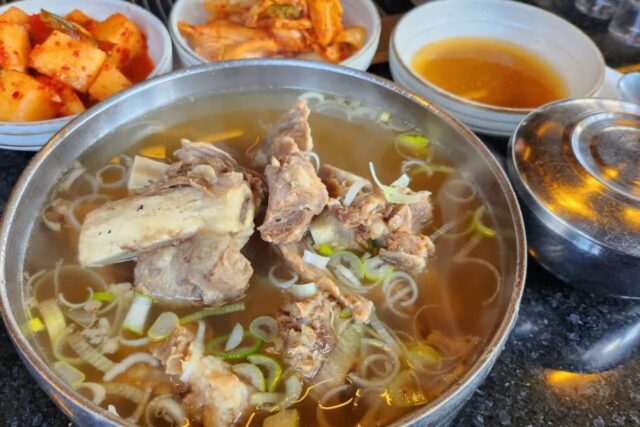 맛있는 음식이 잔뜩! 경기도 한식 맛집 모음.ZIP