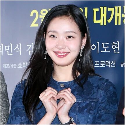 파묘 시사회 김고은 패션 옷 데님 원피스 브랜드는 에르뎀!