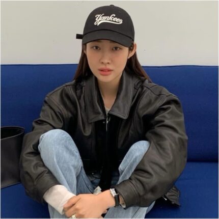 깔별로 소장한 차정원 패션 속 미우미우 X 뉴발란스 530 운동화 가격은?