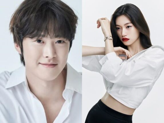 같은 소속사에서 터져버린 역대급 남녀 소식, 알고 보니…