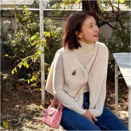 봄코디 미니백 추천 이시영 핑크 샤넬 가방 가격은?