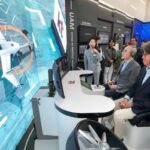 [MWC 2024+포토] 김영섭 KT 대표, 글로벌 무대 데뷔전…현장 스킨십 강화
