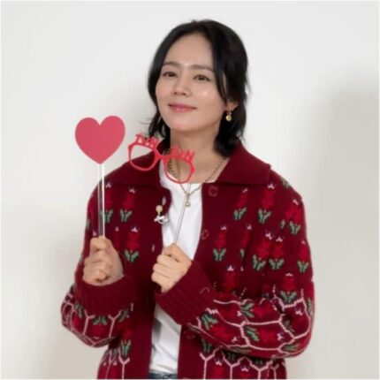 텐트밖은유럽 남프랑스 뒷담회 한가인 꽃무늬 캐시미어 니트 가디건 브랜드는?