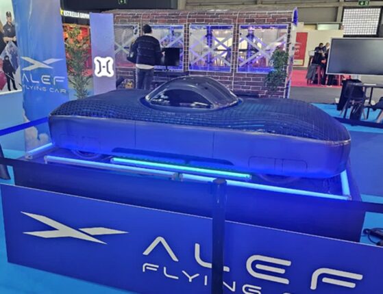[MWC 2024] 버튼 누르면 하늘로…가까워진 ‘플라잉카’ 시대