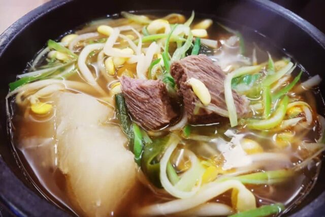 국에 밥을 말아 호로록~ 먹을 수 있는 국밥 맛집 BEST5