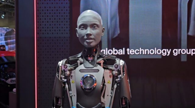 [MWC 2024+결산③] 로봇·확장현실·플라잉카…혁신기술 총출동