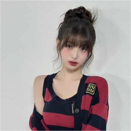 인형 비주얼 장원영 미우미우가방 버킷백 가디건 가격은?