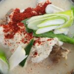“고소함 UP!” 국물 한 모금에 감칠맛까지, 감자탕 맛집 BEST5