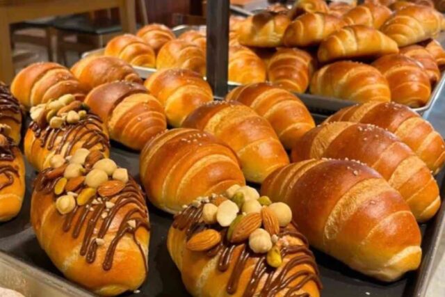 요즘 핫한 빵! ‘소금빵?’,’베이글?’ 당신의 취향은? 핫한 빵 맛집 BEST5