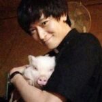 강동원 품에 안긴 돼지가 되고 싶었다