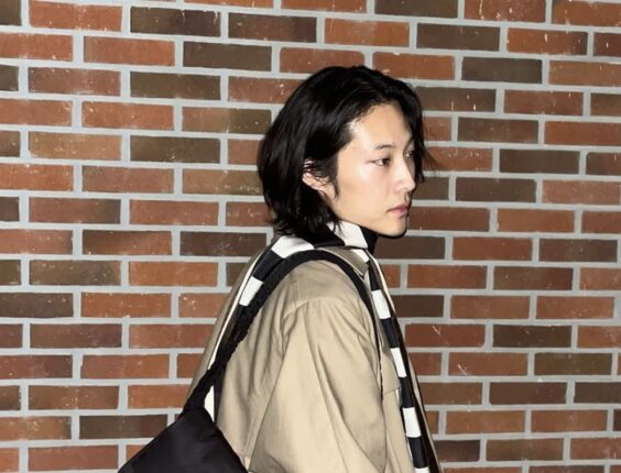 너무 하얘서 군대에서 ‘밀가루’로 불렸던 꽃미남