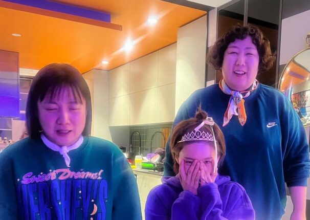 장도연, 동료 개그우먼 박나래, 신기루와 강아지까지 함께한 생일