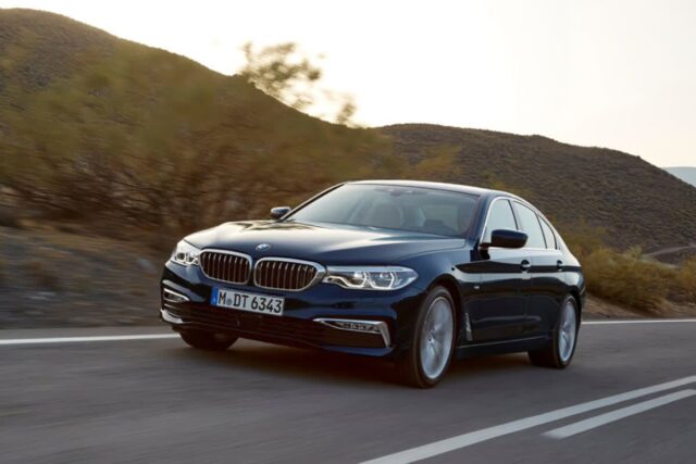 “지금이 기회!” BMW 5시리즈, 3천만 원대로 구매 가능하다는데… 대체 무슨 일?