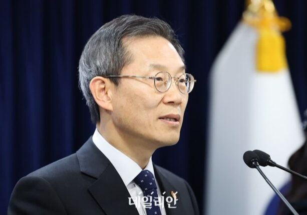 이종호 장관, 현대로템 창원공장 방문…방위산업 기술 점검