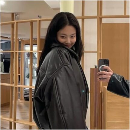제니 파리 여행 패션 크로스백 메종 마르지엘라 가방 카메라백 가격은?