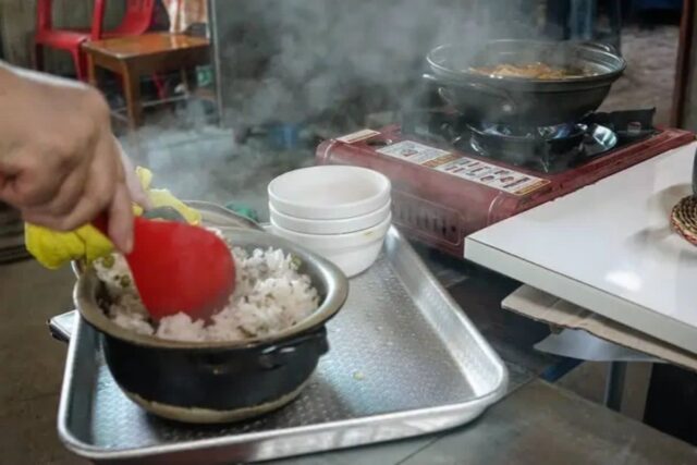 갓 지은 밥 내음이 솔솔~ 윤기 자르르 흐르는 냄비밥 맛집 BEST5