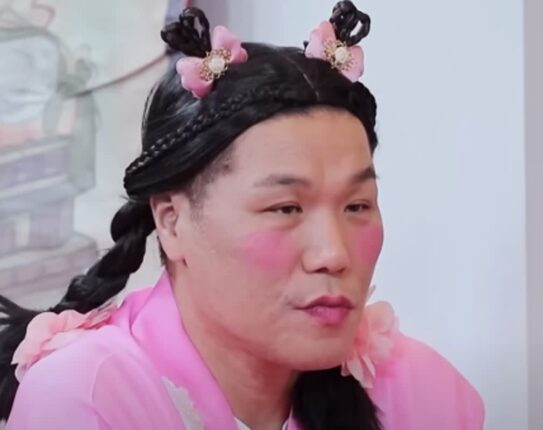 예능으로 떼돈 벌었는데 연예인은 아니라는 유명인