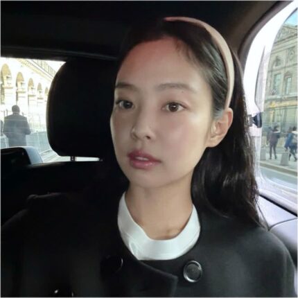 제니 패션 샤넬가방 신상 데님 샤넬 22백 가격은?