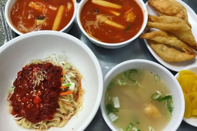 없던 입맛도 되찾아주는 별미 중의 별미, 쫄면 맛집 BEST5