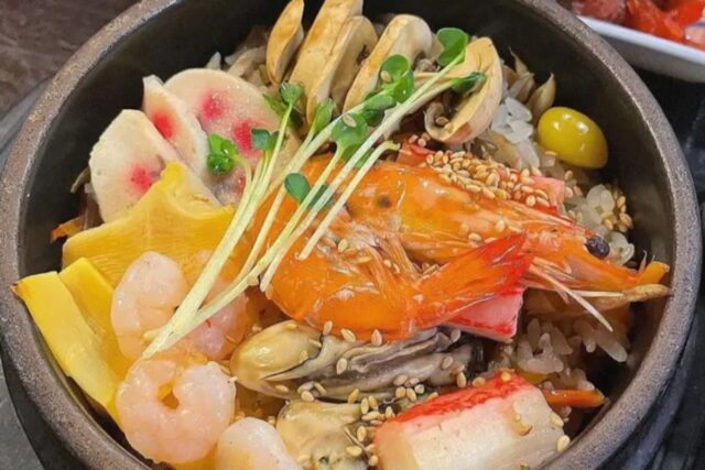 하나의 요리라고 해도 부족하지 않은, 솥밥 맛집 BEST5
