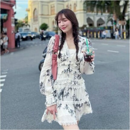 성해은 싱가포르 여행룩 꽃무늬 미니 원피스 브랜드는?