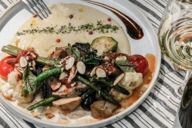 ‘채소만으로도 이런 풍미가..?’ 비건 맛집 BEST5