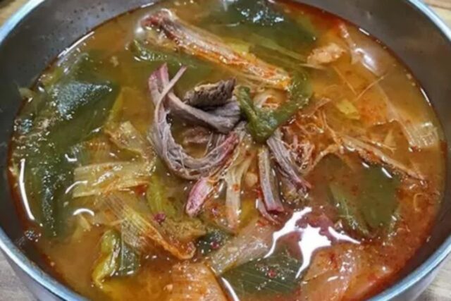 오랜시간 만드는 정성이 가득한 육개장 맛집 BEST5