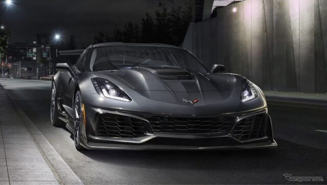 “코르벳 ZR1, 최고속 338km/h의 괴물 스포츠카 출격 예고!”