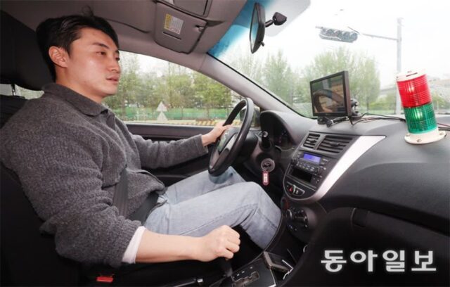 고령운전자 액셀조작 실수, AI기술로 막는다
