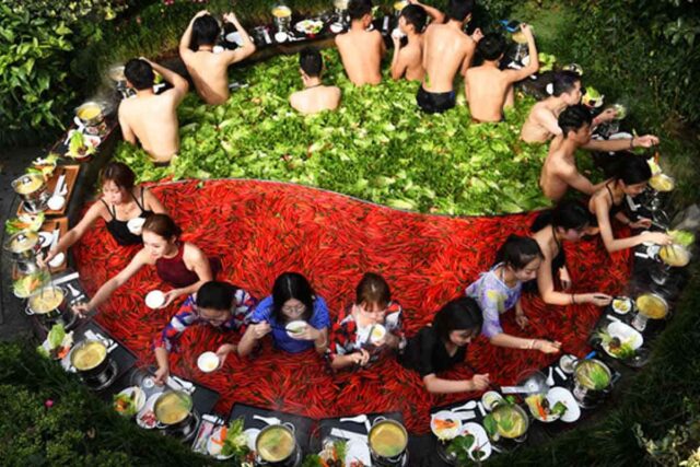 왜 이러는 걸까요…? 중국인들한테 인기라는 훠궈 온천탕 +후기