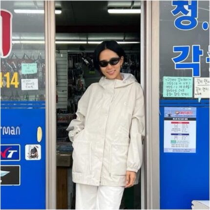 김나영 여행 패션 바람막이 코디 추천 클로브 레인 자켓 가격은?